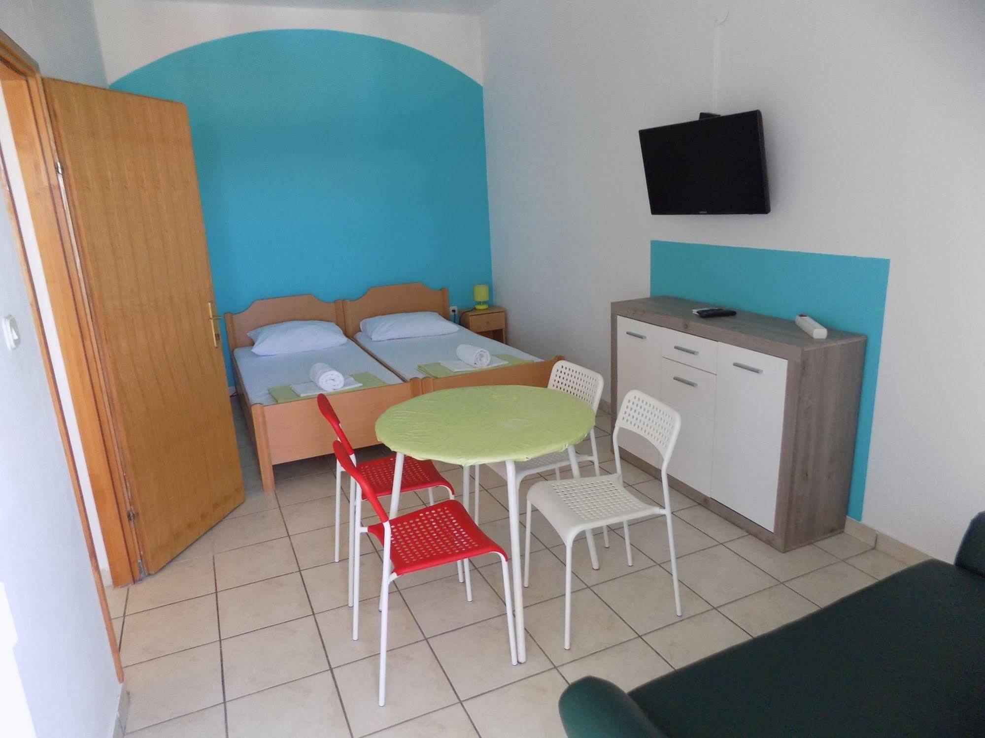 Apartments Galeb Pag - Beach Паг Экстерьер фото